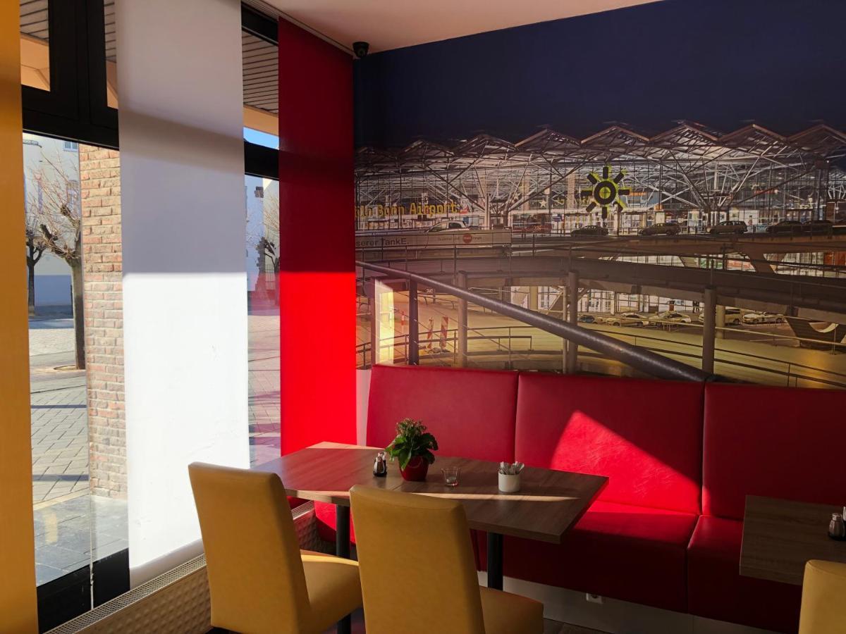 Montana Hotel Koeln-Bonn Airport 트로이스도르프 외부 사진