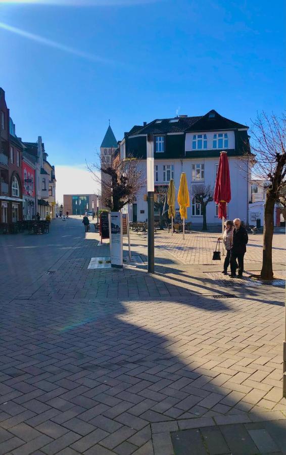 Montana Hotel Koeln-Bonn Airport 트로이스도르프 외부 사진