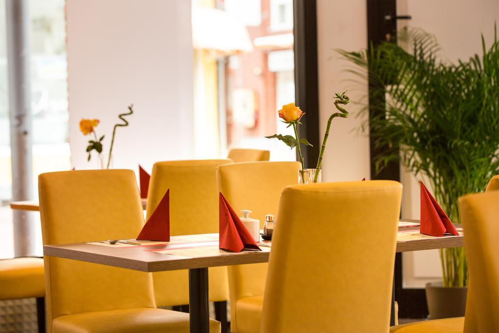 Montana Hotel Koeln-Bonn Airport 트로이스도르프 외부 사진